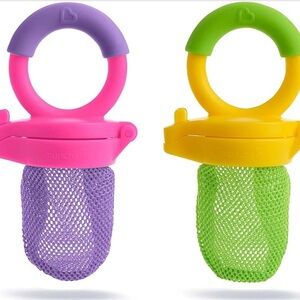 NWOT Munchkin Pink and Yellow Baby Feeders